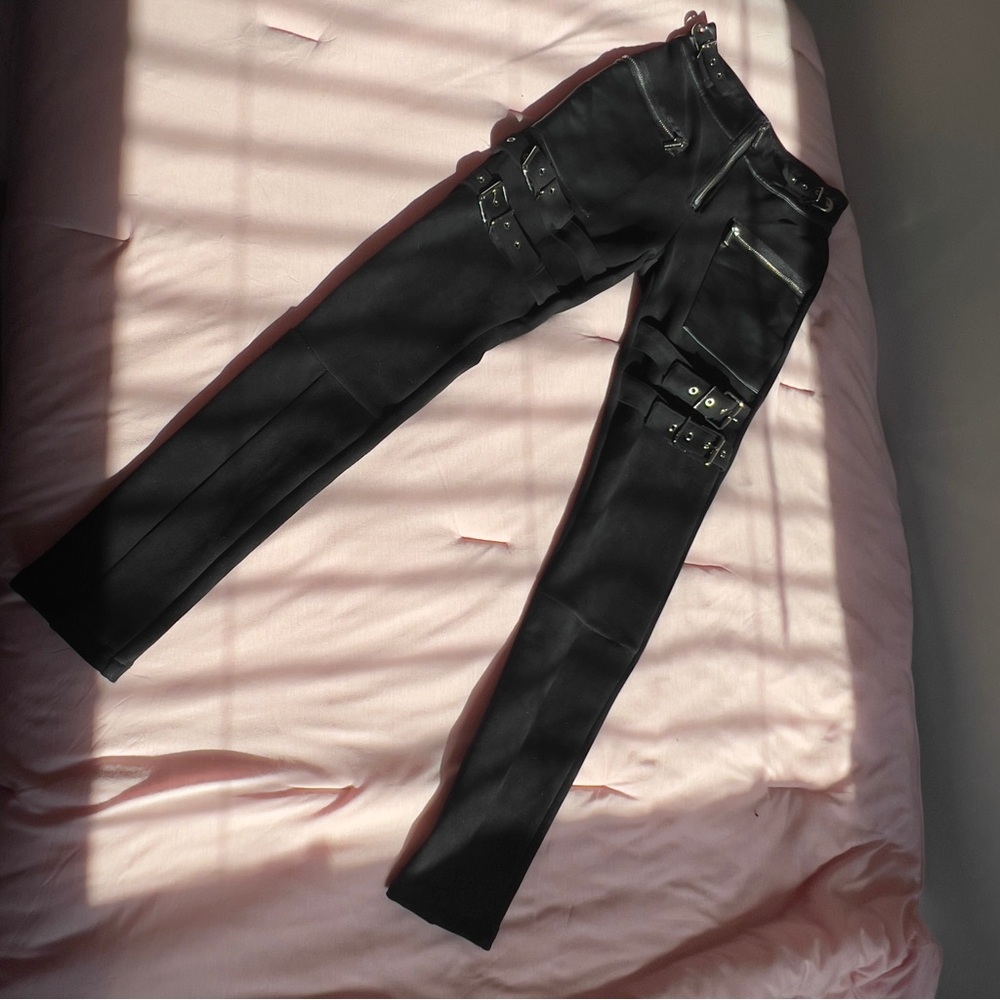 Maniere De Voir Black Buckle Skinny Pants